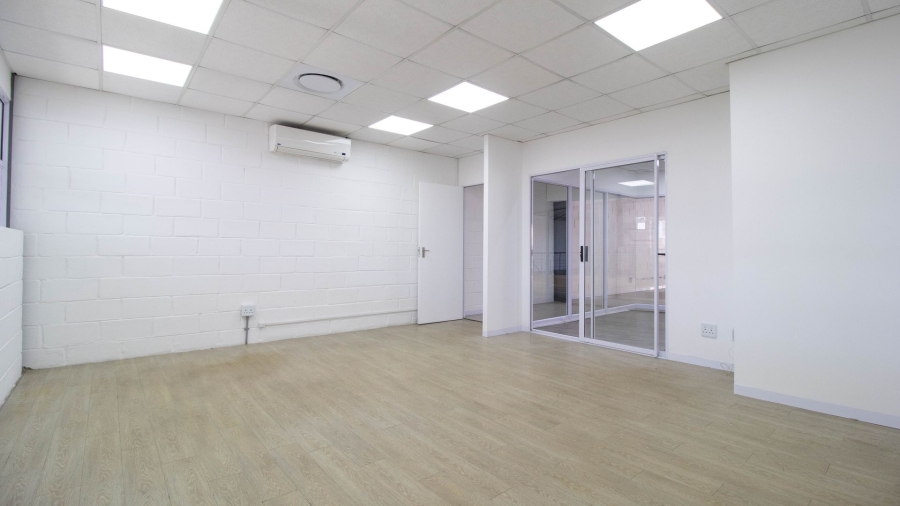 To Let Commercial Property for Rent in Woodstock Western Cape